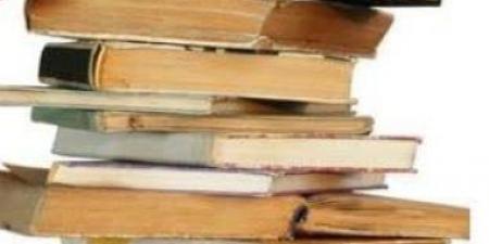 اقتحام المشاهير سوق الكتب.. حين تتحول المتابعات إلى مبيعات
