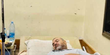 ظاهر أبو خاطر.. مريض يصارع السرطان وينتظر فرصة للسفر للعلاج خارج غزة