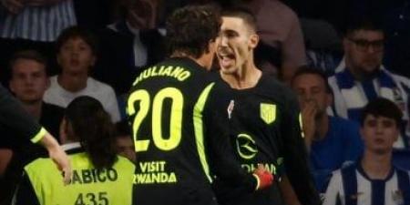 أتلتيكو مدريد يهزم ريال سوسيداد بثلاثية متأخرة ويطارد قمة الليجا.. فيديو