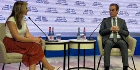 المسلماني في حفل توقيع كتابه: جورباتشوف لم يكن مؤهلا لحكم الاتحاد السوفيتي