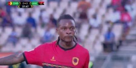 شيكو بانزا يغادر الزمالك للانضمام إلى منتخب أنجولا استعدادا لتصفيات أمم أفريقيا
