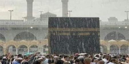 أرصاد السعودية:  أمطار ورياح وصواعق في مكة المكرمة