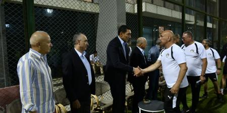 «العالم تحدث عنكم»، وزير الرياضة يؤازر منتخب مصر قبل مواجهة أنجولا بتصفيات أمم أفريقيا