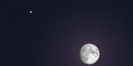 لماذا قدّس بعض العرب القمر؟.. حين صار ضوء الليل صديق الصحراء