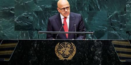 البحرين: دول الخليج والأردن تعرضوا إلى 7 آلاف هجوم من إيران