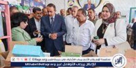 بأسعار تنافسية..محافظ سوهاج يفتتح معرض منتجات شركة النيل