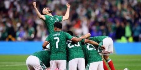 التعادل الإيجابي يحسم مباراة المكسيك ضد كولومبيا.. فيديو