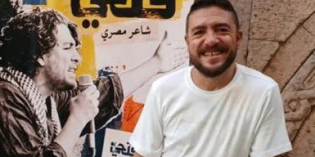 من نزار قبانى إلى وائل فتحى.. شعراء ينشرون دواوينهم ذاتيًا