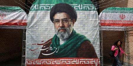 خامنئي: قوات العدو ستُطرد قريبا من بحر العرب