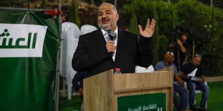 منصور عباس يدعو فلسطينيي الداخل لدعم معسكر التأثير والتغيير… وآيزنكوت لا يريد عربا في ائتلافه