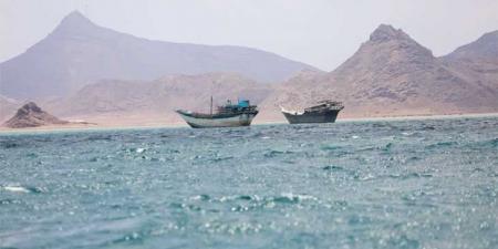 قراصنة صوماليون يقتلون 5 من طاقم ناقلة نفط قبل تحريرها