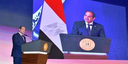 السيسي يوجه المسؤولين بحسن معاملة المواطنين أثناء تقديم الخدمات لهم