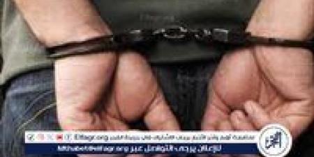 ضبط طالب بعد تداول فيديو لتعديه بالضرب والسب على فتاتين في شوارع الخصوص