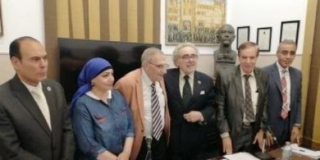 نقيب كتاب مصر: مليون جنيه من محمد نظمى دعمًا للاتحاد