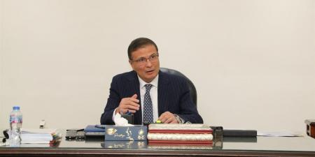 فاروق يبحث سبل تعزيز الاستثمارات الزراعية ودعم مشاركة القطاع الخاص في استصلاح الأراضي الصحراوية