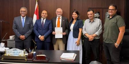 توقيع عقد تخصيص 25.8 ألف متر للجامعة الألمانية الدولية لإقامة مشروع جامعي بالقاهرة الجديدة
