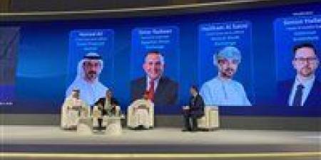 رئيس البورصة المصرية يستعرض تطورات السوق وفرص جذب الاستثمارات الأجنبية خلال مؤتمر «MEIRA» بدبي