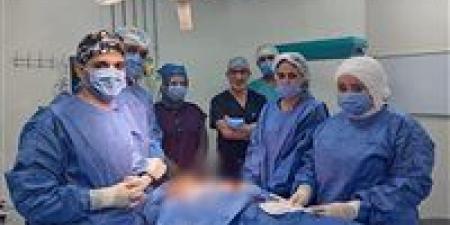 إنجاز جراحي نادر بأسوان.. استئصال غدة لعابية متكلسة بالكامل بعد معاناة 5 سنوات