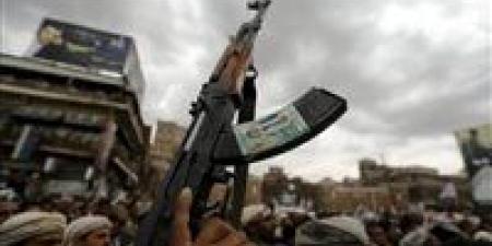 من الاتصالات إلى المدارس.. جرائم الحوثيين تطال كل تفاصيل الحياة في المخا