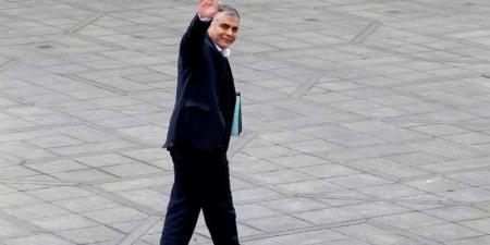 وزير النفط الإيراني يستقيل من منصبه بشكل مفاجئ