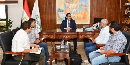 الفيوم تدرس إقامة مصنع لتحويل المخلفات إلى وقود