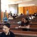 ضبط طالبة حقوق بسماعات غش داخل امتحان جامعة قنا.. ووالدها متهم بمساعدتها من خارج اللجنة