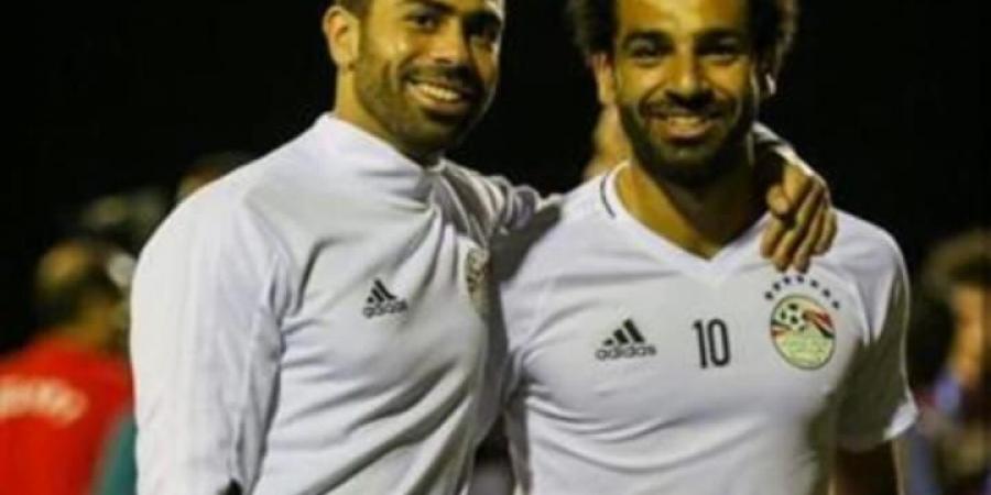 محمد صلاح لـ أحمد فتحي بعد اعتزاله كرة القدم: بالتوفيق يا فليبو