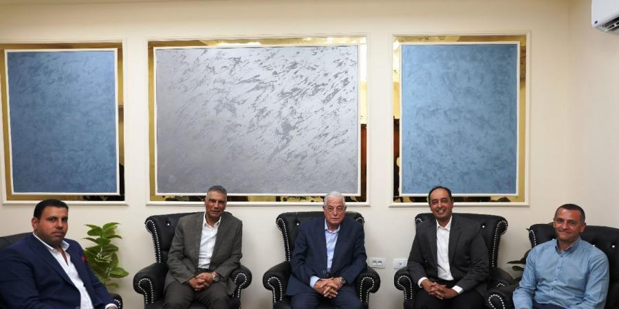 مستشار رئيس الجمهورية ومحافظ أسوان ومدير صندوق مكافحة الإدمان يتفقدون مركز العزيمة