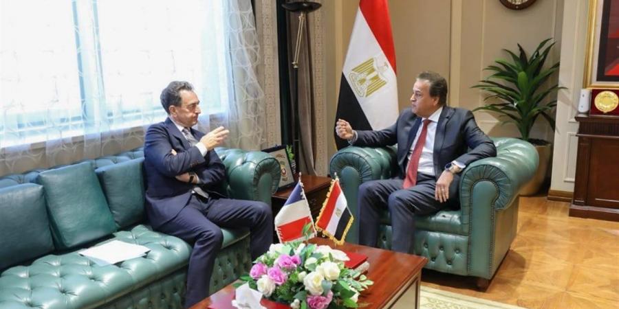 مصر وفرنسا تتفقان على التوسع في المستشفيات الميدانية برفح لعلاج مصابي غزة