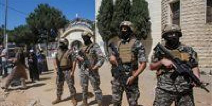 الجيش اللبناني يبدأ تنفيذ خطة نزع السلاح وسط استمرار الغارات الإسرائيلية