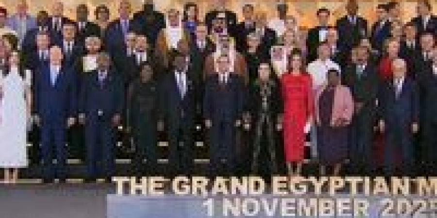 الرئيس السيسي يصطحب ضيوف مصر في جولة بالمتحف المصري الكبير