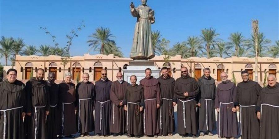 الرهبان الفرنسيسكان بمصر يبدؤون رياضتهم الروحية لعام 2025 بوادي النطرون