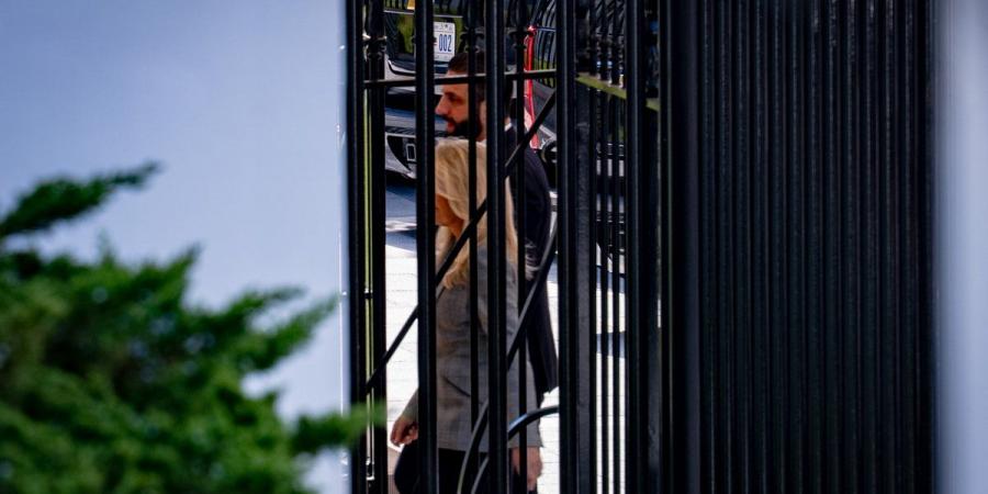 تحليل|«كش ملك».. هل نجح الشرع في خداع العالم وتخلص من ثوب القاعدة؟