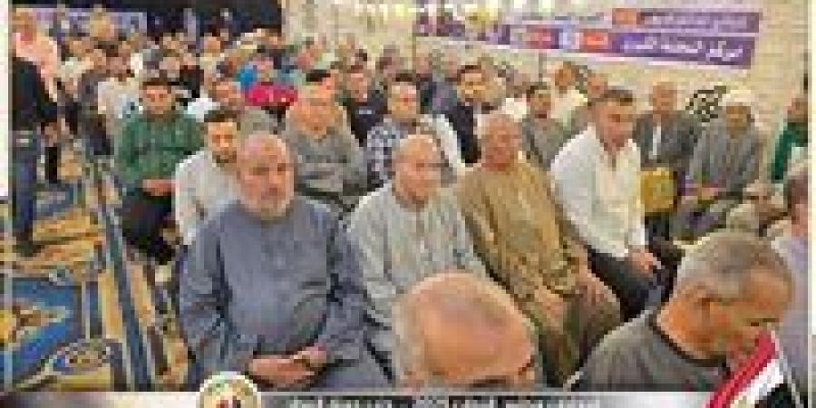 حماة الوطن ينظم لقاءاً بالغربية دعماً لمرشحه في انتخابات مجلس النواب (صور)