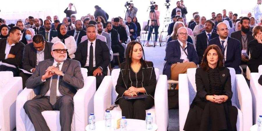 وزيرة التضامن تشهد افتتاح فعاليات منتدى مستشفى أهل مصر