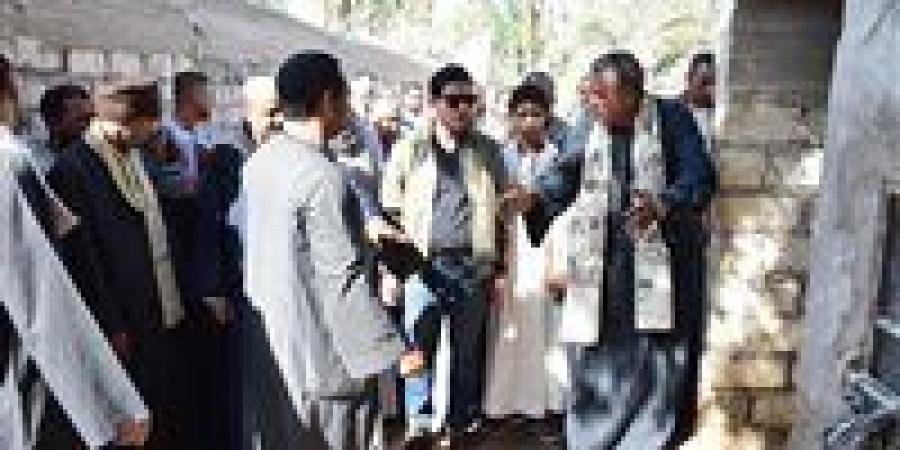 بدعوة من الأهالي.. نائب محافظ سوهاج يزور الأحايوة شرق ويجري جولة ميدانية للاستماع لمطالب المواطنين