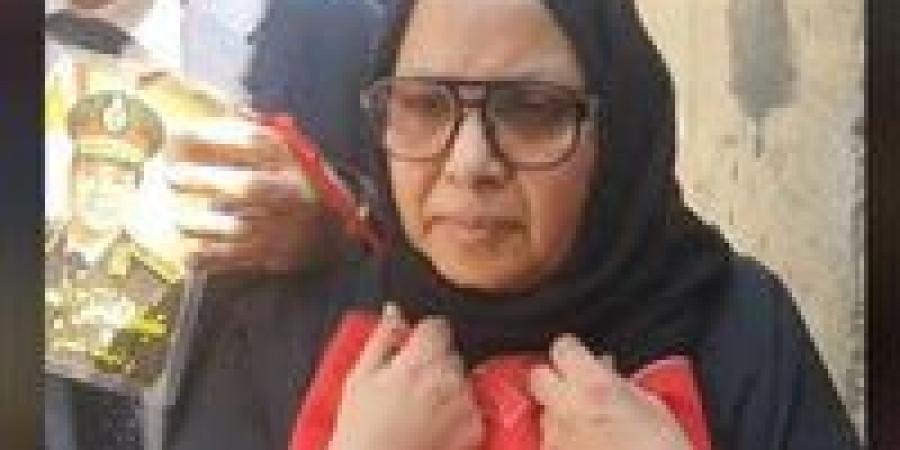 كواليس الساعات الأخيرة.. والدة شيماء جمال تقترب من مغادرة القسم بعد قرار النيابة