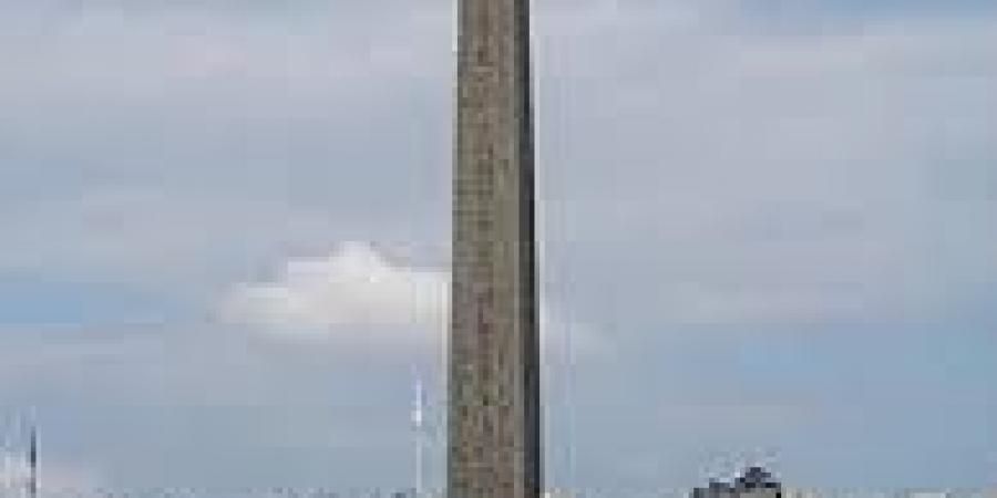 كيف نقلت المسلات المصرية إلى أوروبا؟