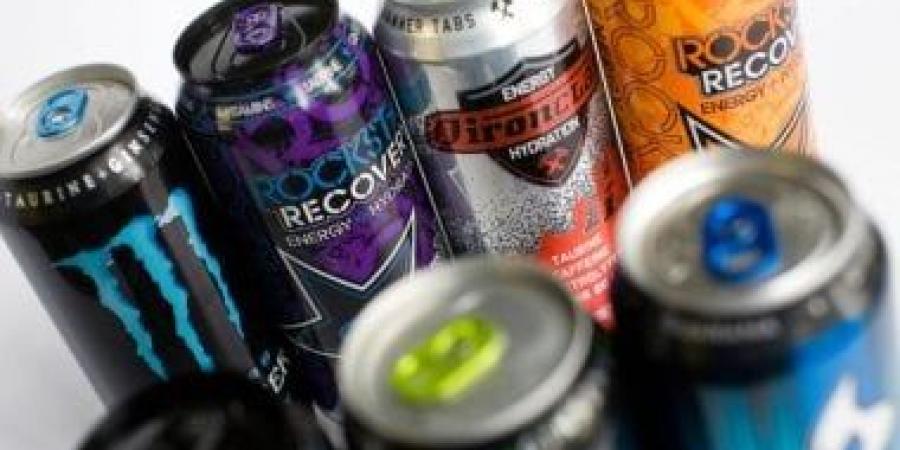 الصحة الكويتية تمنع بيع مشروبات الطاقة في المدارس والمقاهي والبقالات