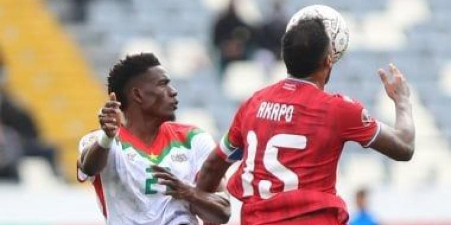 منتخب بوركينا فاسو يخطف فوزًا مجنونًا من غينيا الاستوائية بأمم أفريقيا