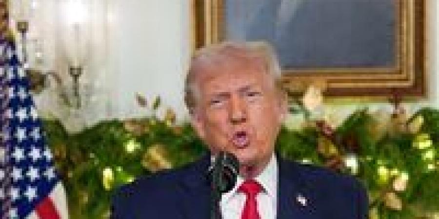 تراجع طلبات إعانة البطالة الأمريكية إلى 214 ألفاً خلال موسم العطلات