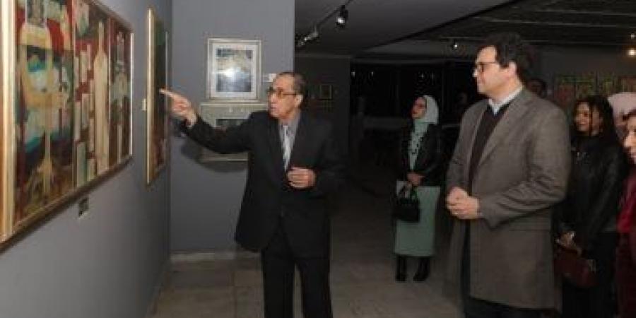 وزير الثقافة يفتتح المعرض الاستعادي «الحياة.. الحب.. الموت» لـ محمود أبو العزم