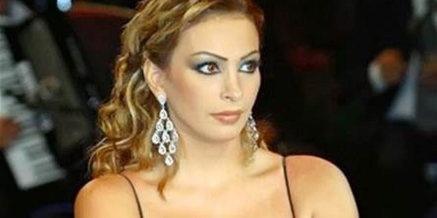 "ارجعي لحالك".. أمل حجازي توجّه رسالة مؤثرة لشيرين عبدالوهاب (فيديو)