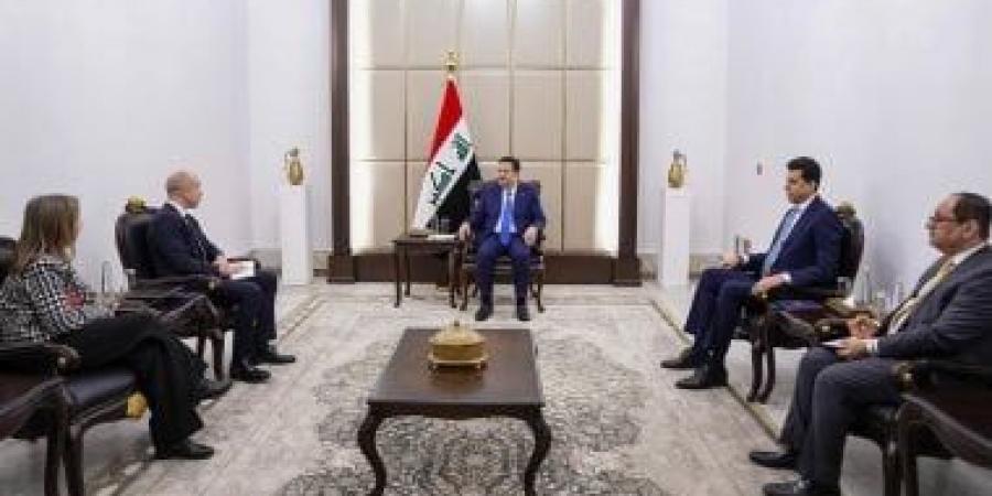 رئيس الوزراء العراقي يؤكد دعم جهود الأمن والاستقرار في المنطقة