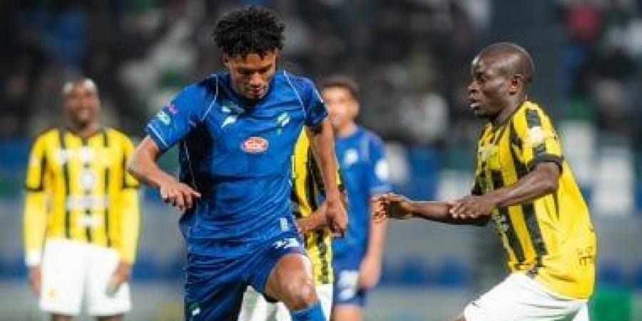 الفتح يخطف تعادلا مثيرا أمام الاتحاد 2-2 في الدوري السعودي (فيديو)