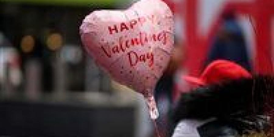عيد الحب 2026..كيف تغيرت صور احتفالات العشاق نحو الذكاء العاطفي والخصوصية؟