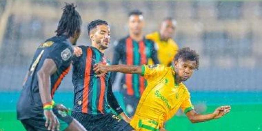 الجيش الملكي يهزم يانج أفريكانز ويقترب من مرافقة الأهلي لربع النهائي