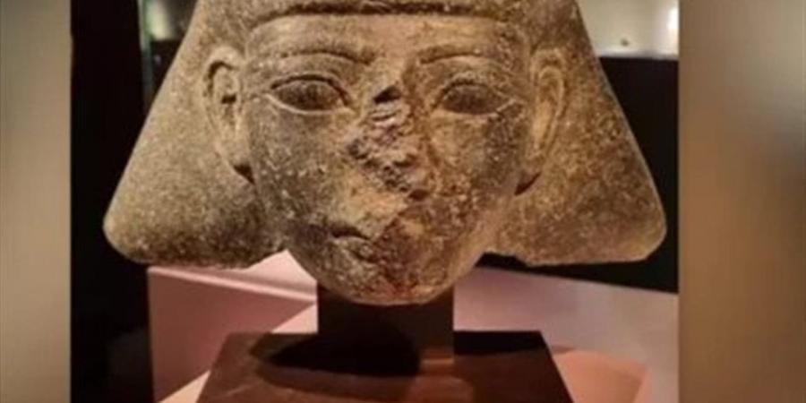 عاجل.. مصر تسترد قطعة أثرية هامة من عصر الملك تحتمس الثالث من هولندا