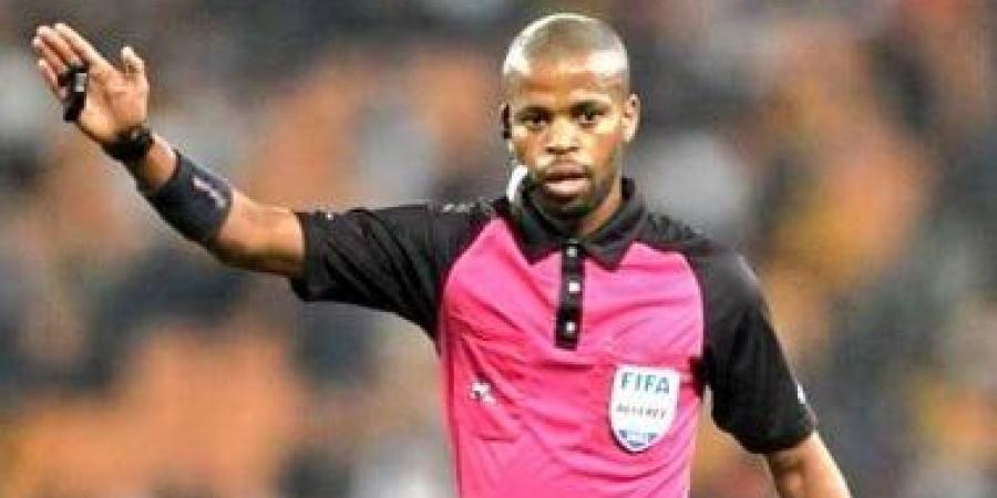 كاف يخطر الزمالك بطاقم حكام لقاء شباب بلوزداد..الجنوب أفريقي أبونجيل حكم ساحة