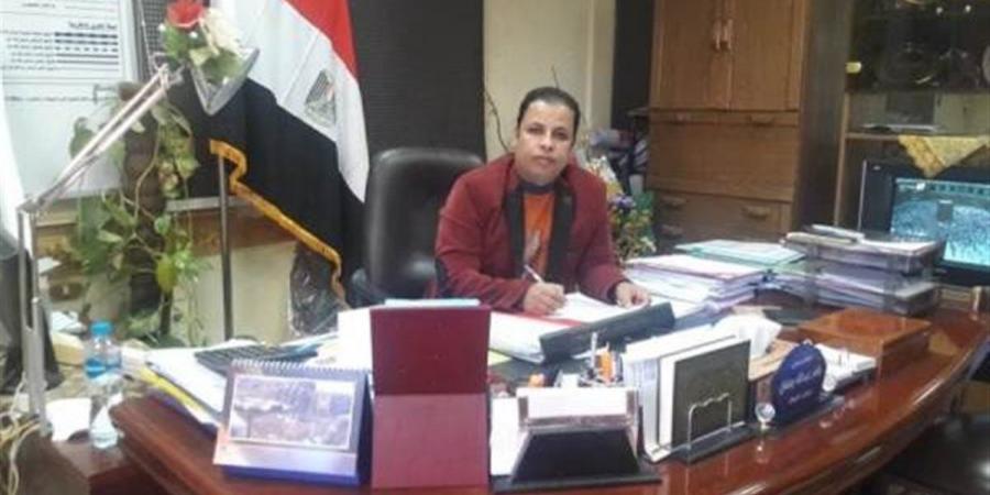 رئيس مدينة قنا الجديدة: تطهير مخرات السيول وبالوعات الصرف استعدادًا للأمطار